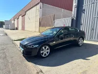 Usado Jaguar XE Pure 180 CV (132 kW) 2016 Negro Berlina