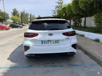 Usado Kia Ceed GT GT-Line 120 CV (88 kW) 2020 Blanco Berlina