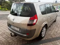 Usado Renault Scenic E-Tech Privilege 150 CV (110 kW) 2007 Beige Monovolumen