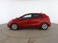 Usado Kia Rio 85 CV (62 kW) 2016 Rojo Utilitario