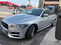 Usado Jaguar XF R-Sport 180 CV (132 kW) 2018 Gris / plata Berlina