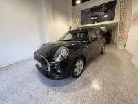 Usado Mini ONE 102 CV (75 kW) 2019 Negro Utilitario
