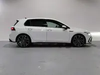 Usado VW Golf VIII GTI 245 CV (180 kW) 2023 Blanco Utilitario