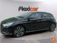 Usado Hyundai i20 100 CV (73 kW) 2022 Negro Utilitario