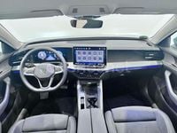 Usado VW Passat Business 150 CV (110 kW) 2024 Verde Familiar