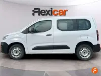 Usado Citroën Berlingo Feel 102 CV (75 kW) 2023 Blanco Monovolumen