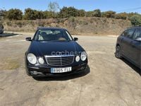 Usado Mercedes E220 Avantgarde 125 CV (91 kW) 1997 Negro Berlina