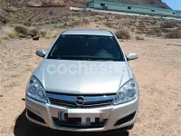 Usado Opel Astra Energy 100 CV (73 kW) 2009 Gris / plata Berlina