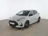Usado Toyota Yaris Sport 131 CV (96 kW) 2024 Gris Utilitario