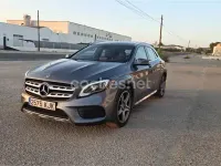 Usado Mercedes GLA180 122 CV (89 kW) 2018 Gris / plata SUV