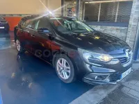 Usado Renault Mégane GrandTour Business 90 CV (66 kW) 2018 Negro Familiar