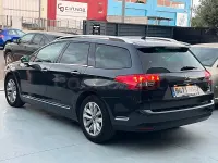 Usado Citroën C5 140 CV (102 kW) 2014 Negro Familiar