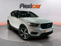 Usado Volvo XC40 150 CV (110 kW) 2019 Blanco SUV