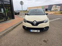 Usado Renault Captur Zen 90 CV (66 kW) 2017 Beige SUV