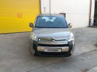 Usado Citroën Berlingo XTR 109 CV (80 kW) 2010 Beige Monovolumen