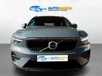 Usado Volvo XC40 Core 197 CV (144 kW) 2023 Gris / plata SUV