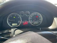 Usado VW Passat Trendline 130 CV (95 kW) 2003 Azul Berlina