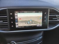 Usado Peugeot 308 SW Allure 120 CV (88 kW) 2017 Blanco Familiar