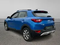 Usado Kia Stonic 100 CV (73 kW) 2025 Azul SUV