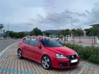 Usado VW Golf V GTI 200 CV (147 kW) 2007 Rojo Berlina