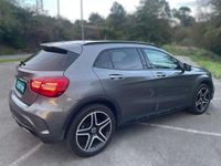 Usado Mercedes GLA220 190 CV (139 kW) 2019 Gris SUV