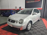Usado VW Polo Trendline 75 CV (55 kW) 2002 Gris / plata Berlina