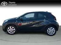 Usado Toyota Aygo X Play 72 CV (52 kW) 2022 Negro SUV
