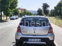 Usado Dacia Sandero Stepway 85 CV (62 kW) 2012 Gris / plata Berlina