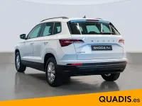 Usado Skoda Karoq Active 110 CV (80 kW) 2023 Blanco SUV