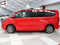 Usado Ford Tourneo Titanium 170 CV (125 kW) 2024 Rojo Monovolumen