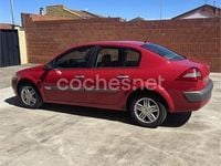 Usado Renault Mégane II Privilege 100 CV (73 kW) 2005 Rojo Berlina