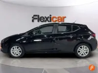 Usado Opel Astra Business 122 CV (89 kW) 2021 Negro Familiar