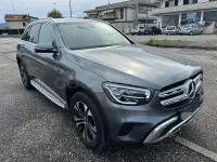 Usado Mercedes GLC300e 306 CV (225 kW) 2021 Gris / plata SUV