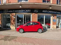 Usado Ford Ka Grand Prix III 69 CV (50 kW) 2015 Rojo Berlina