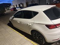 Usado Seat Leon Style 115 CV (84 kW) 2019 Blanco Berlina