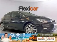 Usado Opel Astra Elegance 140 CV (102 kW) 2018 Gris Berlina