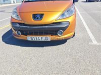 Usado Peugeot 207 110 CV (80 kW) 2006 Naranja Berlina