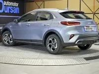 Nuevo Kia XCeed 100 CV (73 kW) 2025 Gris / plata SUV