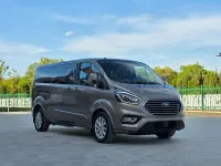 Usado Ford Tourneo Titanium 170 CV (125 kW) 2019 Gris / plata Monovolumen