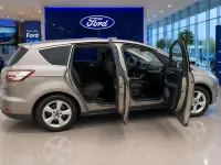 Usado Ford S-MAX Titanium 159 CV (116 kW) 2017 Beige Monovolumen