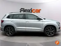Usado Skoda Karoq Active 110 CV (80 kW) 2022 Gris SUV