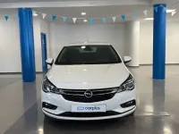 Usado Opel Astra S 110 CV (80 kW) 2019