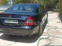 Usado Mercedes E220 170 CV (125 kW) 2008 Negro Berlina