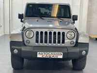 Usado Jeep Wrangler Unlimited Sahara 200 CV (147 kW) 2015 Gris / plata SUV