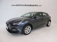 Usado Seat Leon Style 110 CV (80 kW) 2023 Gris Utilitario