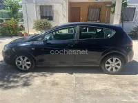 Usado Seat Leon Ecomotive 105 CV (77 kW) 2008 Negro Utilitario