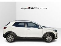 Usado Kia Stonic 84 CV (61 kW) 2019 Blanco SUV