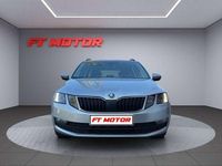 Usado Skoda Octavia Ambition 115 CV (84 kW) 2019 Gris Familiar
