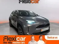 Usado Toyota Yaris Hybrid Active 116 CV (85 kW) 2024 Marrón