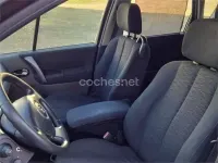 Usado Renault Scenic E-Tech Dynamique 105 CV (77 kW) 2006 Negro Monovolumen